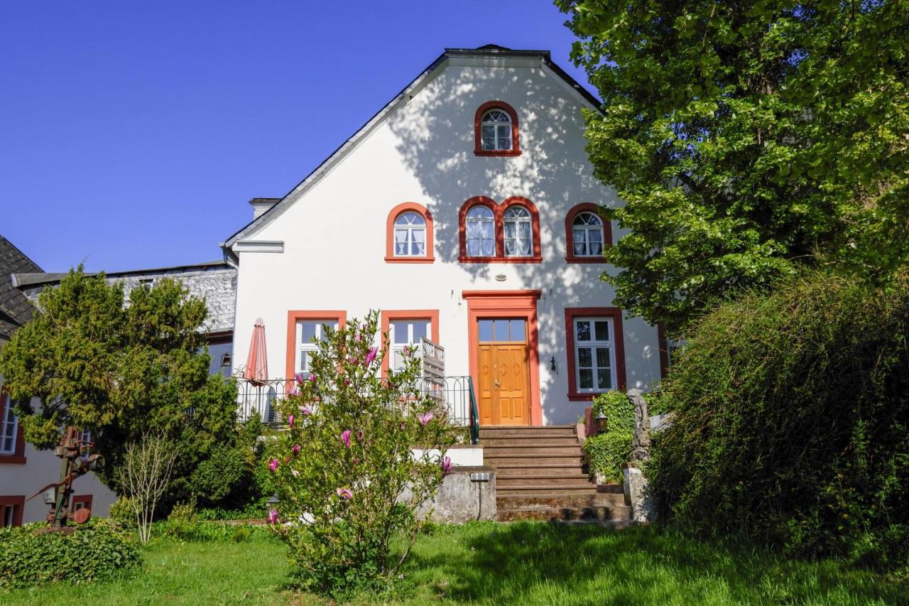 Hotel Klostermuehle Siebenborn Maring-Noviand ภายนอก รูปภาพ