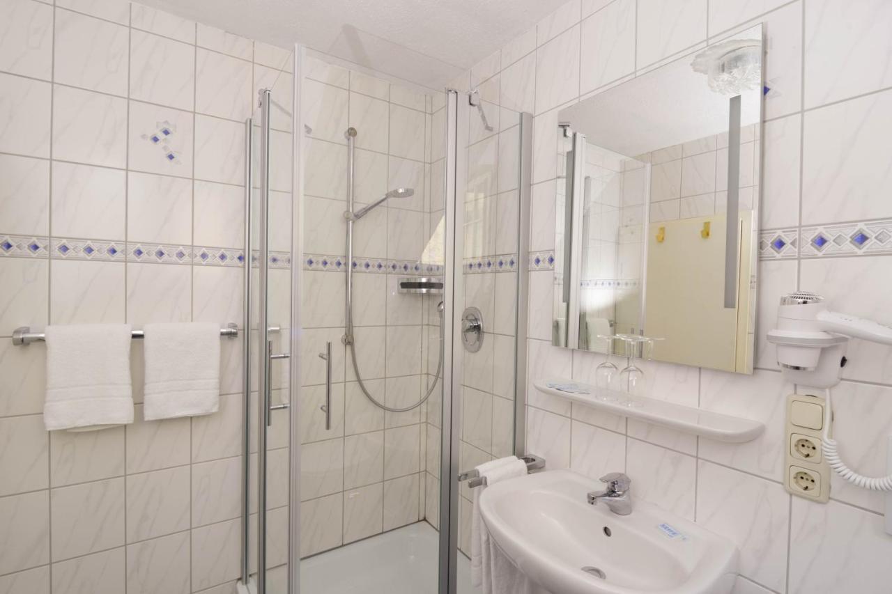 Hotel Klostermuehle Siebenborn Maring-Noviand ภายนอก รูปภาพ