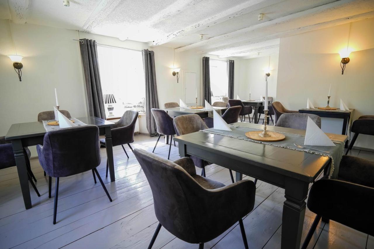 Hotel Klostermuehle Siebenborn Maring-Noviand ภายนอก รูปภาพ