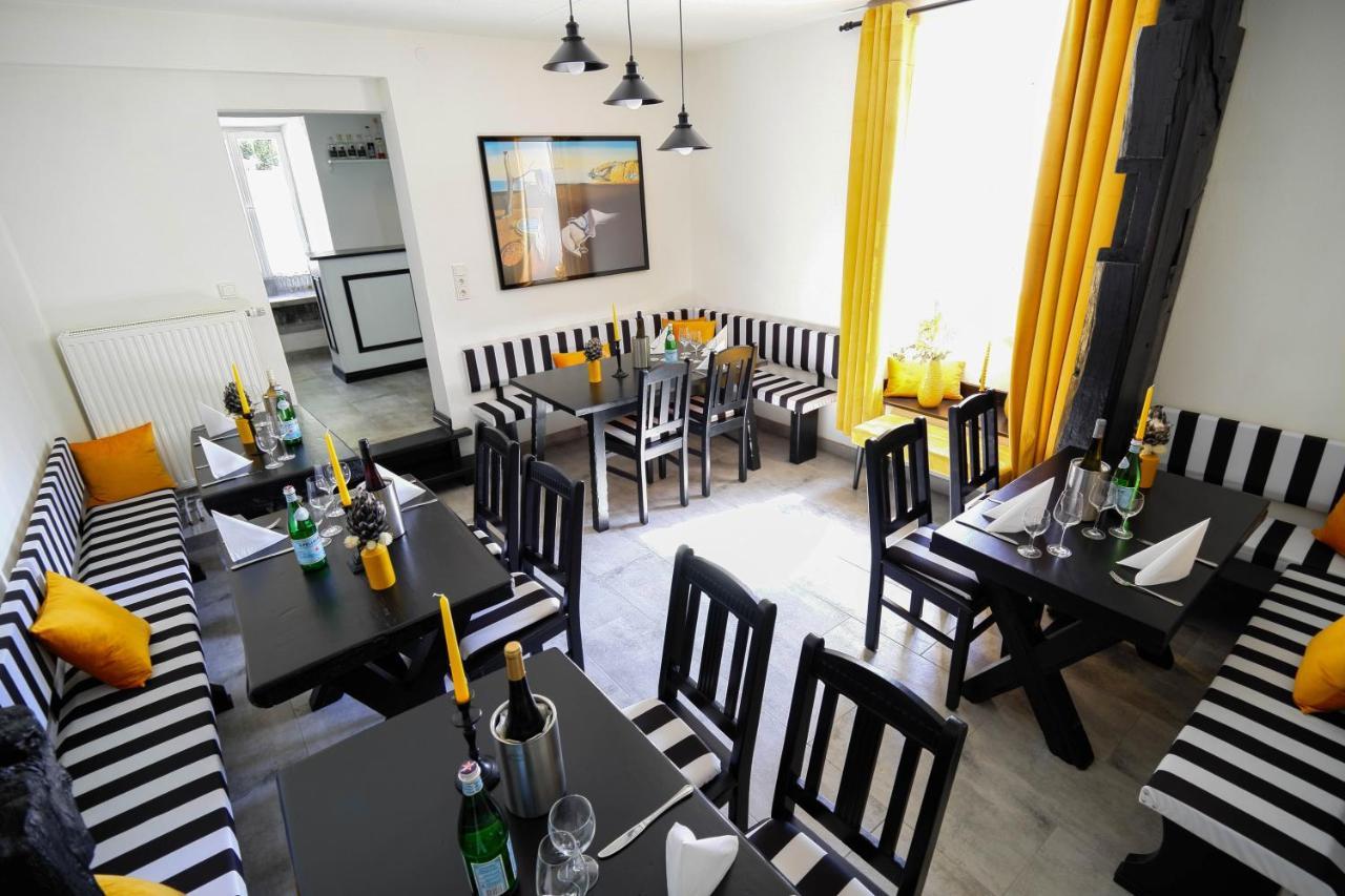 Hotel Klostermuehle Siebenborn Maring-Noviand ภายนอก รูปภาพ