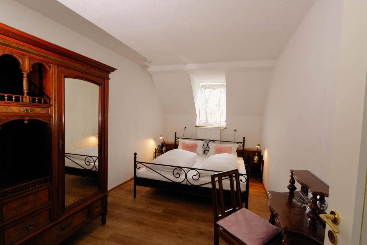 Hotel Klostermuehle Siebenborn Maring-Noviand ภายนอก รูปภาพ