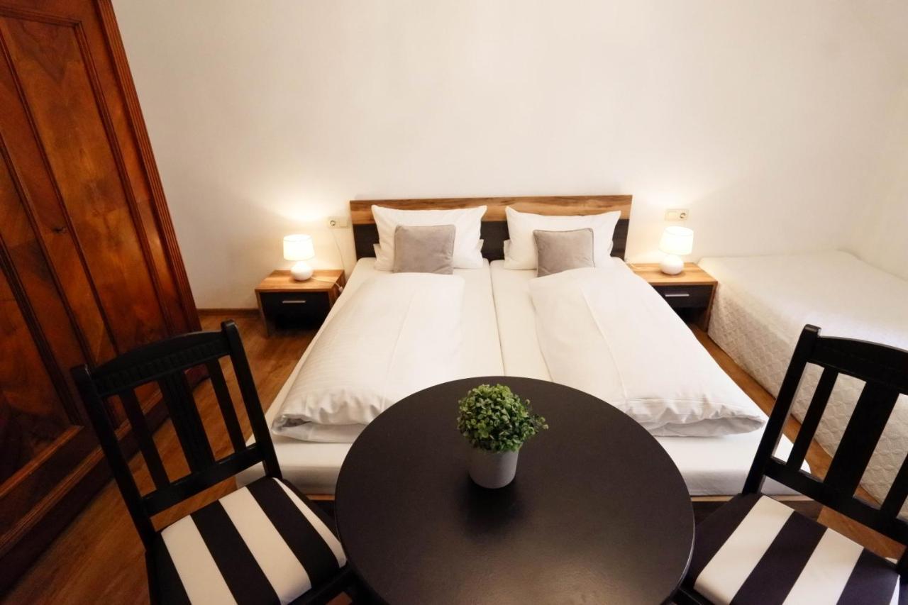 Hotel Klostermuehle Siebenborn Maring-Noviand ภายนอก รูปภาพ