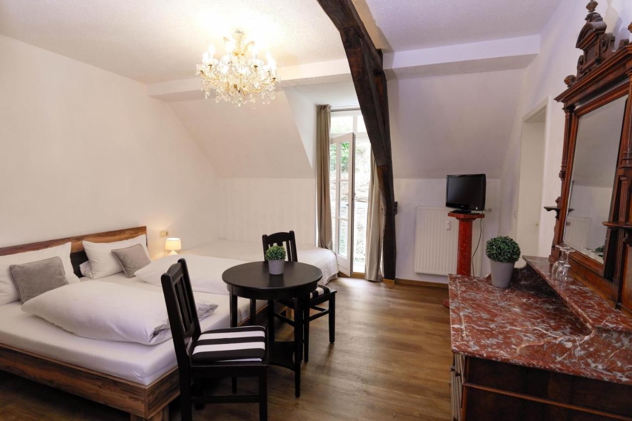 Hotel Klostermuehle Siebenborn Maring-Noviand ภายนอก รูปภาพ